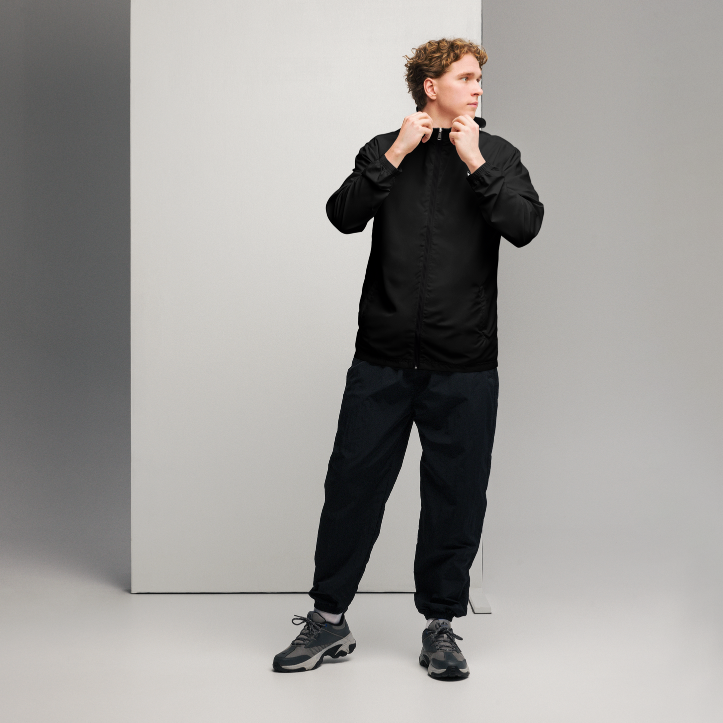 AEROSHIELD WINDBREAKER